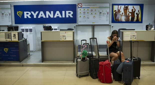 Ryanair, supplemento bagaglio a mano: stop dell'Antitrust alla compagnia