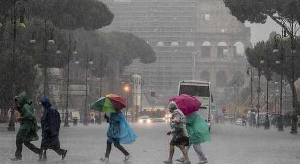 Lazio, allerta meteo: previsti venti di burrasca e mareggiate