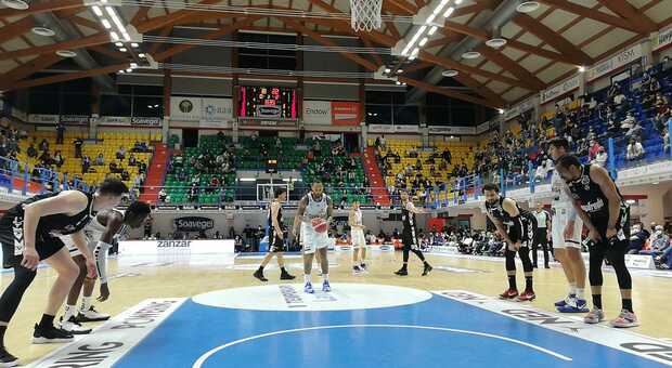 Basket, Happy Casa Brindisi contro Virtus Bologna: sfida per lo scudetto. Al Palazzetto torna il pubblico