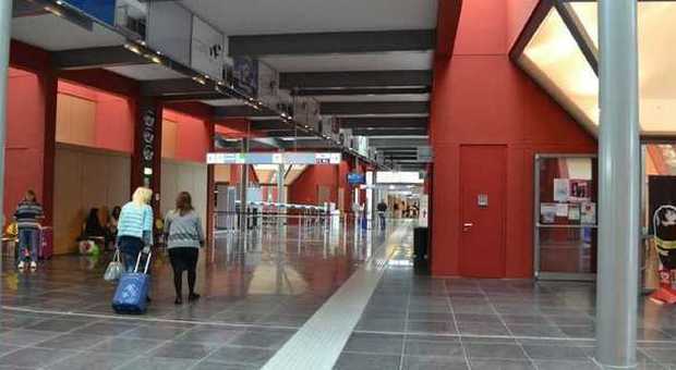 Antiterrorismo, misure di sicurezza rafforzate all'aeroporto di Perugia