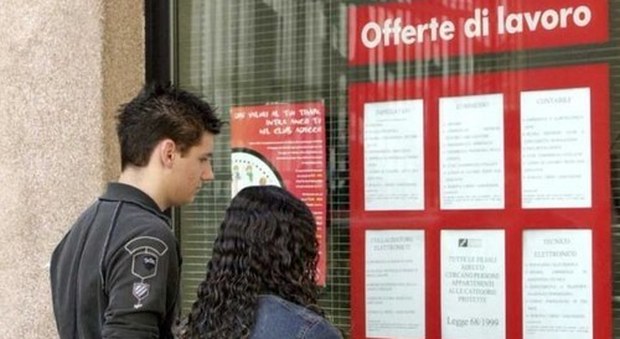 Assegno per ricollocare i disoccupati: arriva il bonus da mille a cinquemila euro