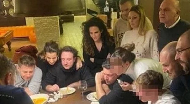 Tamara Pisnoli (ex di De Rossi), cena a casa di Ilary Blasi prima della condanna: c'erano anche Mammucari, il cugino di Totti e il figlio Cristian