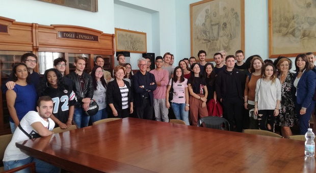 «Europa on air», gli studenti Erasmus a Salerno con la prima web radio Ue