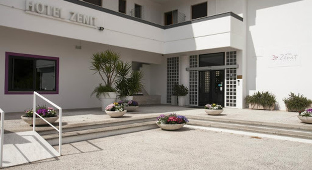 A Lecce il Covid hotel chiude per flop: «Solo 5 ospiti, meccanismo inceppato»