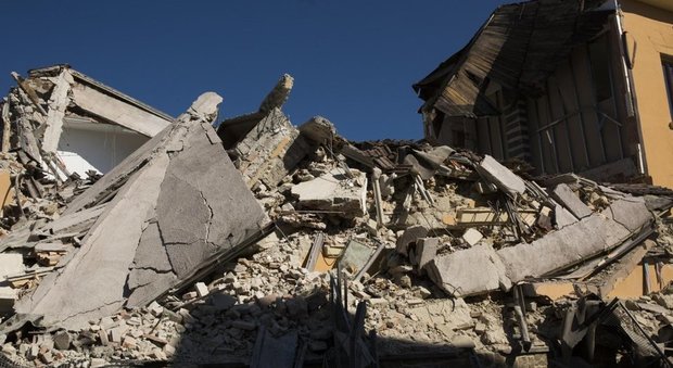 Terremoto, i sindaci nel mirino: adeguamenti mai fatti