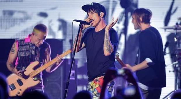 Red Hot Chili Peppers in concerto a Roma il 20 luglio: la band torna nella Capitale dopo 14 anni