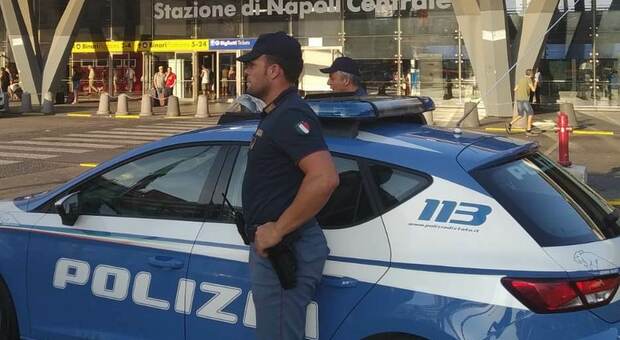 La Polizia a Napoli Centrale