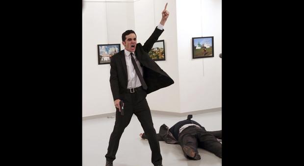 World Press 2017, vince la foto dell'ambasciatore russo ucciso in Turchia