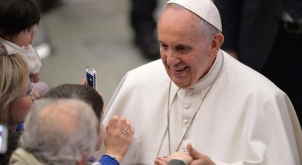 Papa Francesco, pranzo con i detenuti di Napoli: «Sarà nostro portavoce». Ci saranno anche trans
