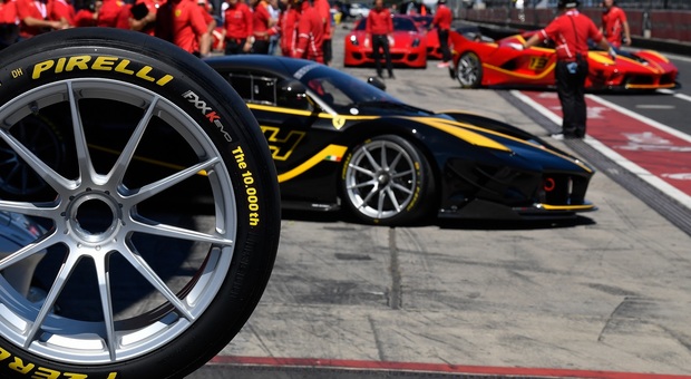 Pirelli sale a quota 10.000 con Ferrari. Ai Racing Days del Nurburgring la celebrazione