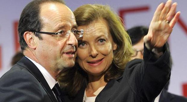 «Hollande e Gayet amanti da due anni». Francois va da Valèrie