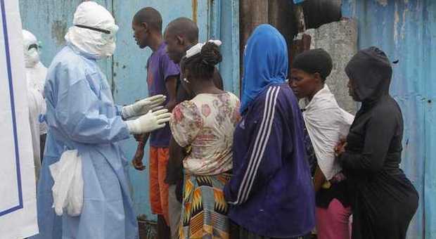 Ebola, torna l'incubo: confermato il contagio di un bambino di dieci anni in Liberia