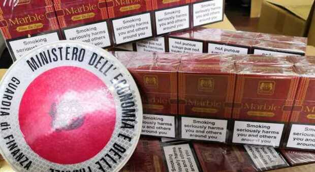Scoperto contrabbando di sigarette tra Napoli e Palermo, 33 indagati