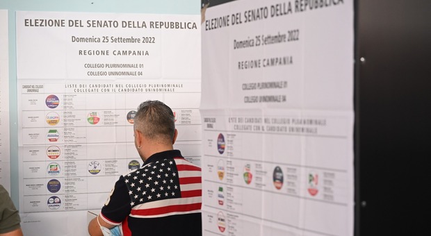 Elezioni 2022, si vota: supersfida a Napoli tra i nodi del Pnrr, reddito di cittadinanza e Patto