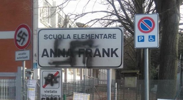 Pesaro, svastische all'Anna Frank: maratone di lettura alla Sinagoga