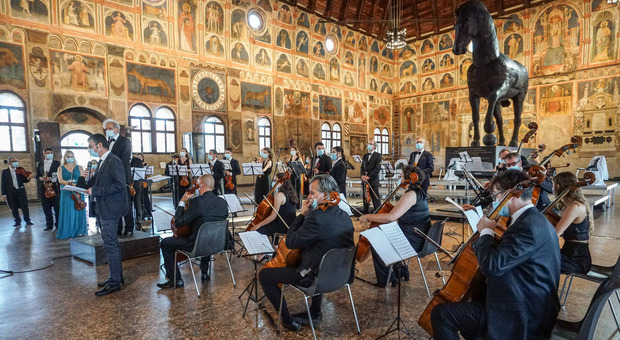 Un concerto dei Solisti Veneti a Palazzo della Ragione