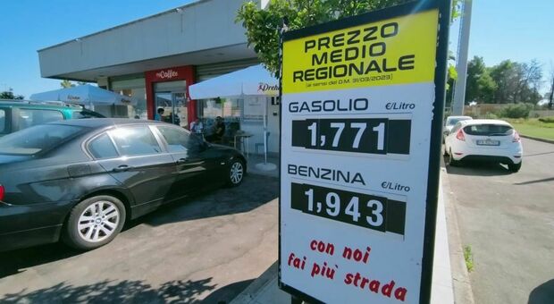 Carburanti: nella classifica delle regioni più care spunta la Puglia/Tutti i prezzi