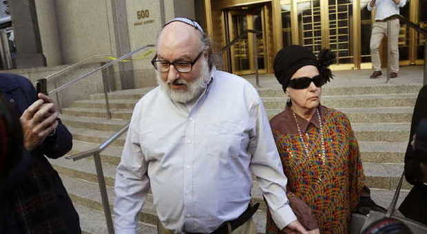 Usa, dopo 30 anni esce dal carcere l'ex spia di Israele Pollard. Ma non potrà lasciare il paese