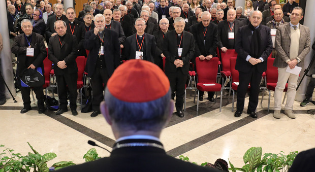 Lavoro, Papa e Colle con i vescovi del Sud: «Giovani perduti»