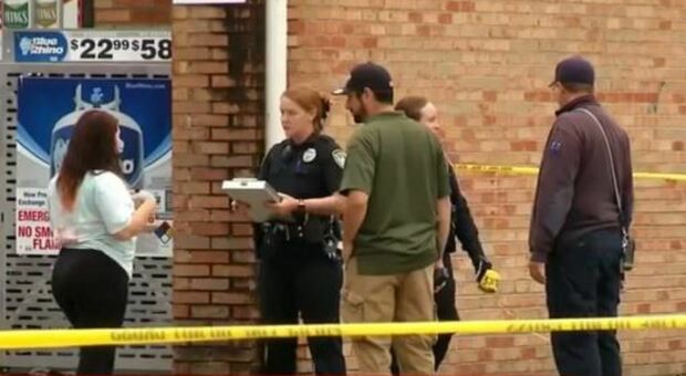 Usa, spara sulla folla per un parcheggio: donna lo uccide a colpi di pistola. Per lei nessuna denuncia