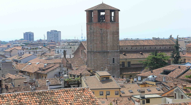 Il Castello di Udine: violenza sessuale in pieno centro a Capodanno