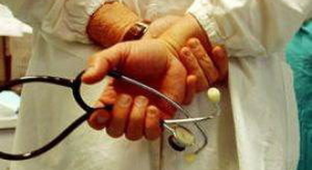 Medico in pensione, paese in rivolta: «L'ulss mandi subito un sostituto»