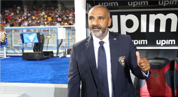 Il Lecce conquista Torino: granata battuti, in gol Farias e Mancosu
