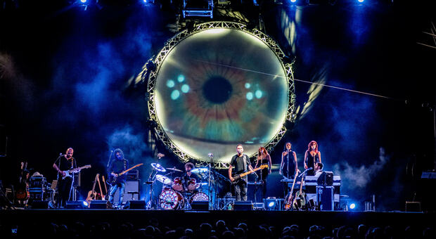 “Atom Heart Mother”, show totale con i Pink Floyd Legend che tornano allo Sferisterio dopo il successo di 4 anni fa