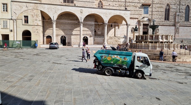 Perugia, rifiuti: in centro si rinnova il servizio. Ponte San Giovanni verso ecoisole e porta a porta
