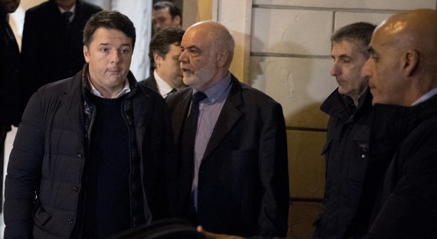 Pd, avanti con il congresso passa la linea del segretario Renzi