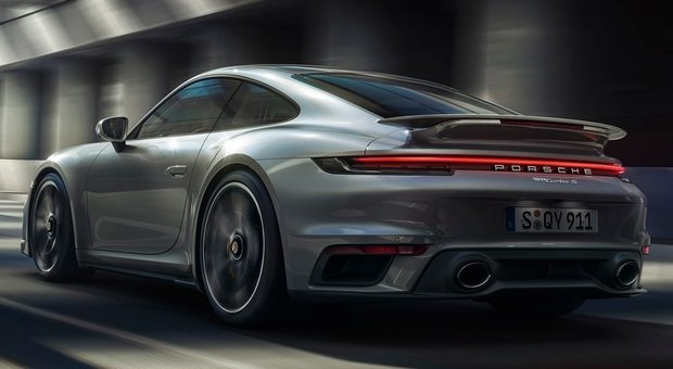La nuova Porsche 911 Turbo S