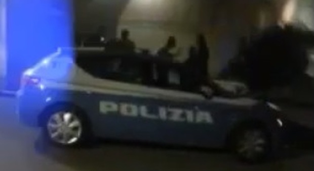 L'intervento della polizia domenica notte a Fontivegge