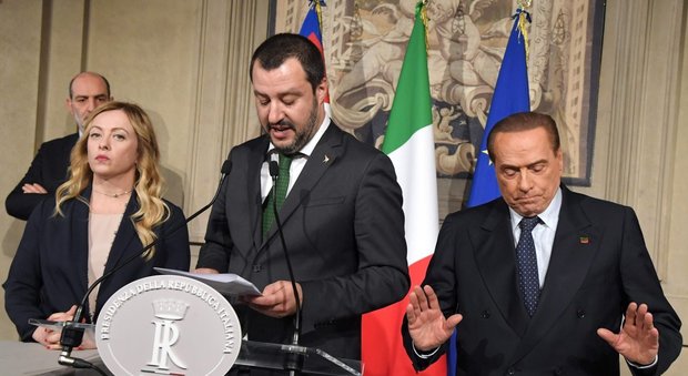 Governo, l'ipotesi preincarico agita Salvini e Di Maio