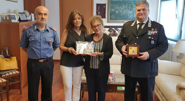 I rappresentanti dell’Alcli “Giorgio&Silvia” in visita al comando provinciale dei carabinieri