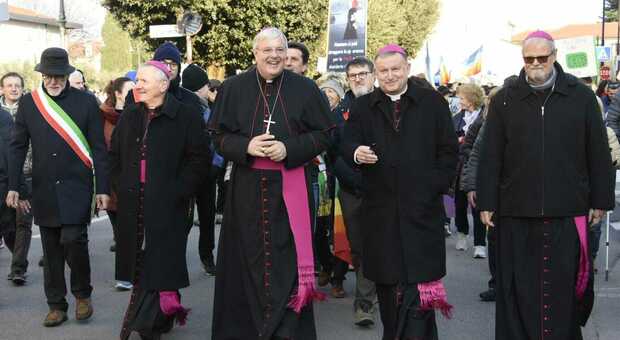 I vescovi in marcia