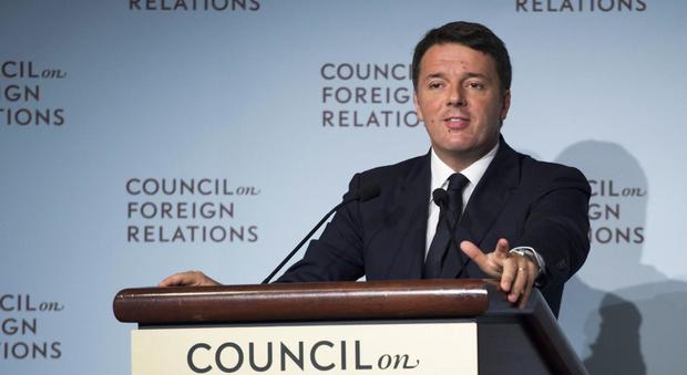 Renzi apre al M5S: “L'Italicum si può cambiare”. Cyberbullismo, nuova legge e pene più severe