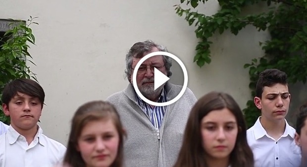 Guccini commemora Falcone, l'omaggio del cantautore in un Video