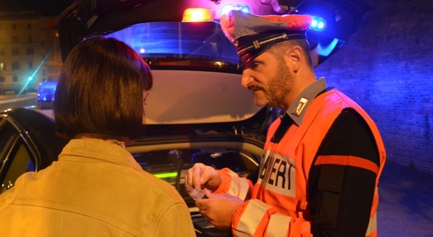 Roma, maxi-controlli con l'etilometro: sorpresi sei automobilisti ubriachi
