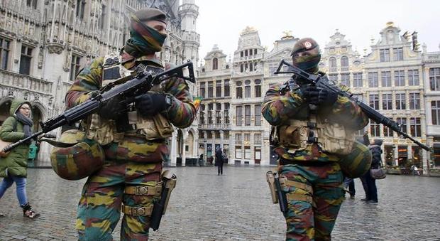 E ora l'Isis punta sul caos: «Colpire Berlino e Bruxelles»