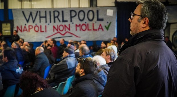 Whirlpool: «Indispensabile riaprire il 15 aprile, ma Napoli deve chiudere»