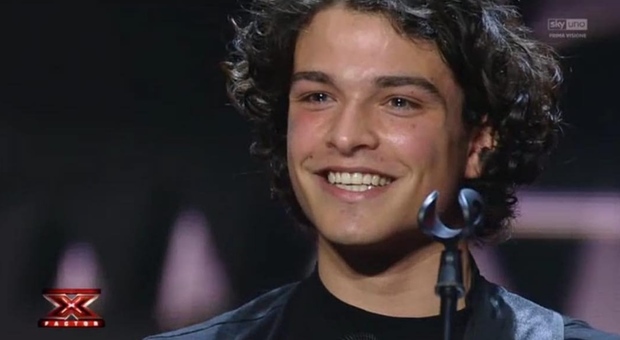 X Factor, sul palco anche Leo Gassman: il figlio di Alessandro e nipote di Vittorio passa il turno