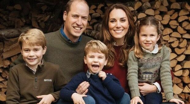 Kate Middleton torna a casa, la festa dei figli e i bigliettini speciali di George, Charlotte e Louis: ecco cosa hanno organizzato