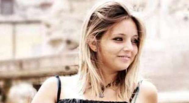 Federica, morta nel lago di Bracciano: «alghe nei polmoni e sui pantaloni del fidanzato»