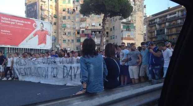 Napoli, nuovo corteo per il giovane ucciso da un carabiniere: «Giustizia»