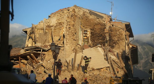 Terremoto in centro Italia Tutti i video
