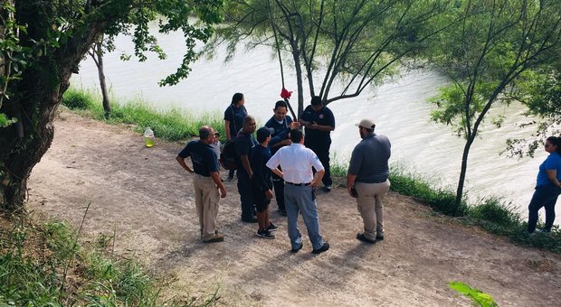 Bimba di due anni dispersa nel Rio Grande al confine Messico-Usa