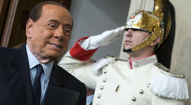 Berlusconi: «Io al Quirinale? Non mi tiro indietro». E Giorgetti blinda Draghi