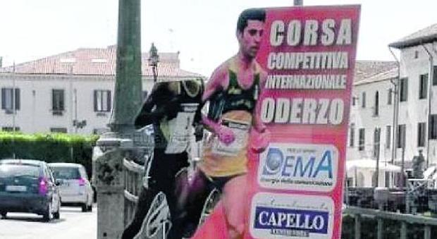 Corsa Città di Oderzo, decapitata la sagoma dell'atleta di colore