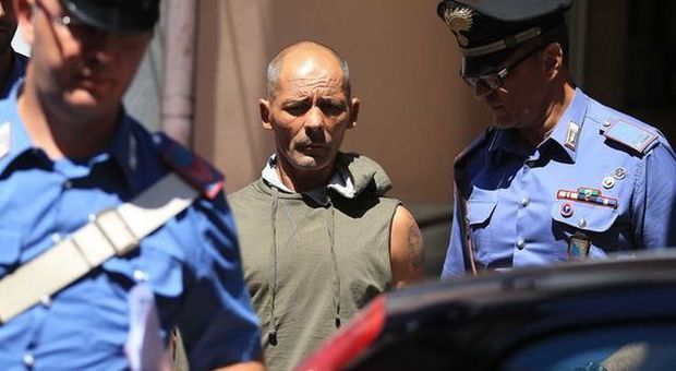 Roma, farmacie nel mirino, nuova rapina: titolare accoltellato da bandito in fuga