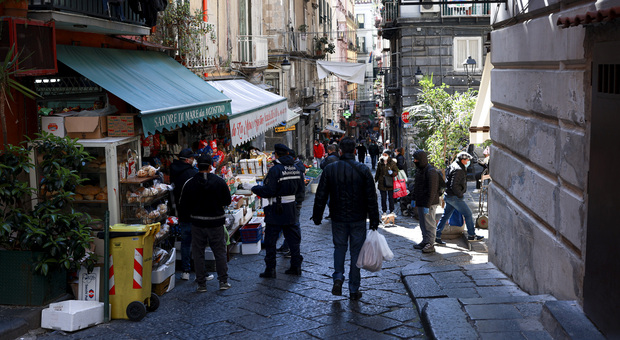 Napoli, identificati i rapinarolex dei Quartieri spagnoli: sono due minorenni